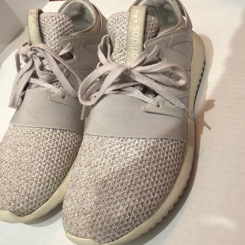 Adidas size 7 Tubular Women shoes